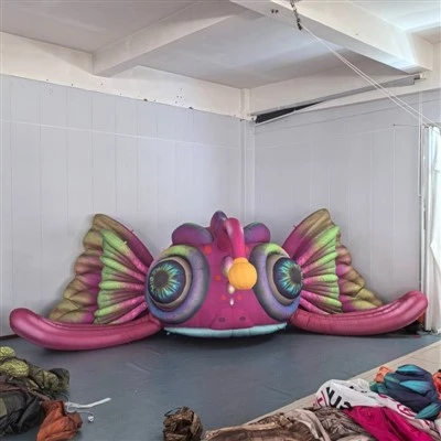 Peix monstre de mar profund fantasia inflable gegant